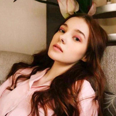 貂蝉吃热狗手游变态版下载